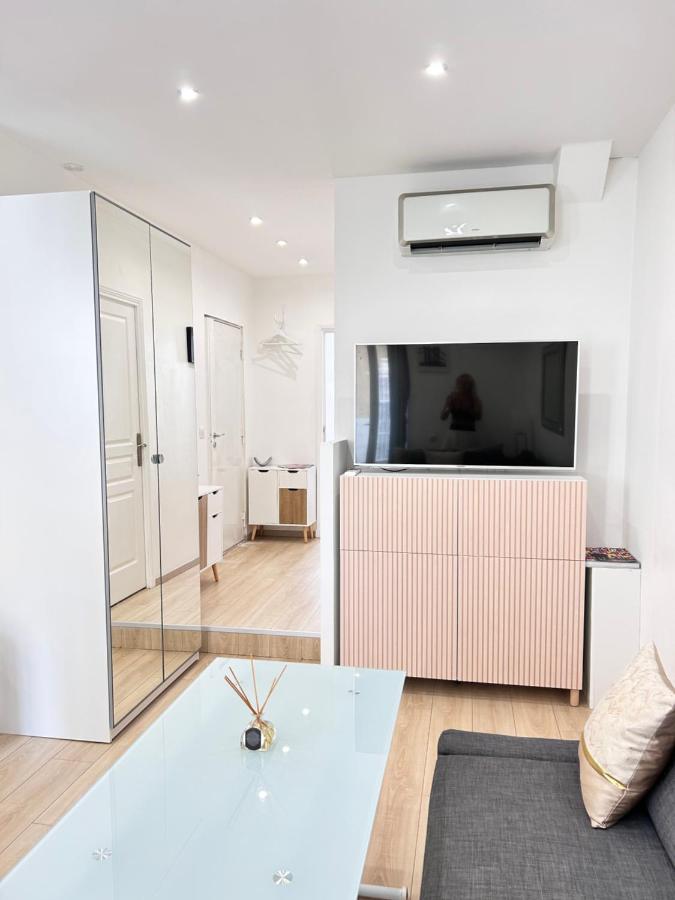 1 Bedroom Flat With Balcony Cannes Center Croisette 6Ppl Exterior photo